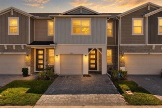 Building Photo - 1363 Captiva Cv
