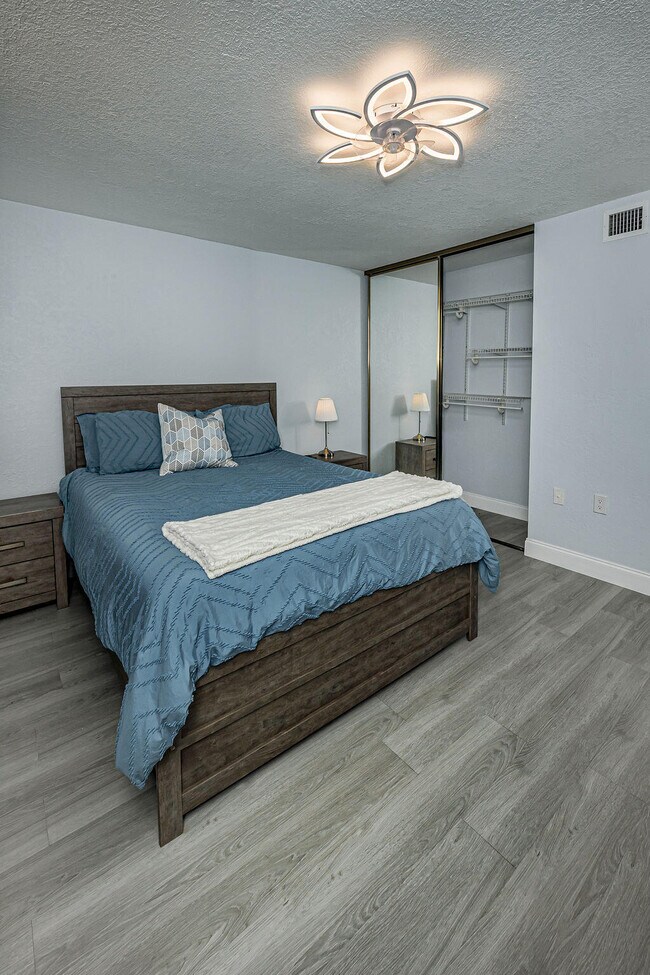 Building Photo - 3630 Whitehall Dr