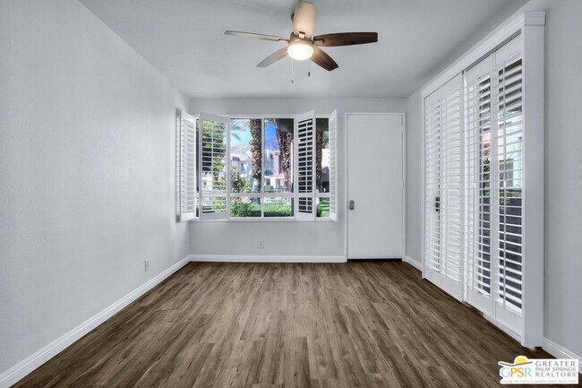 Building Photo - 401 El Cielo Rd