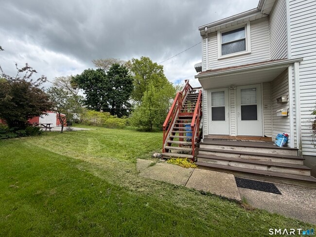 Building Photo - 133 Pinehurst Ave