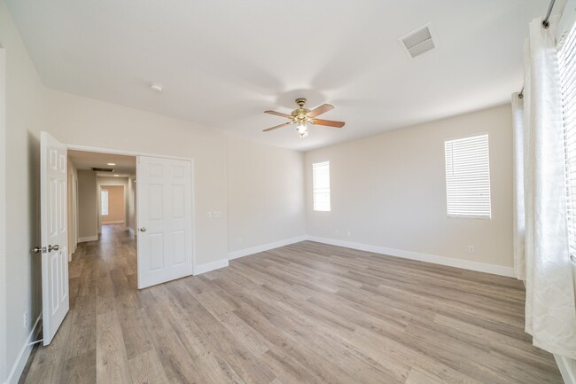 Building Photo - Welcome to 40048 Malacca Way, Murrieta – Y...
