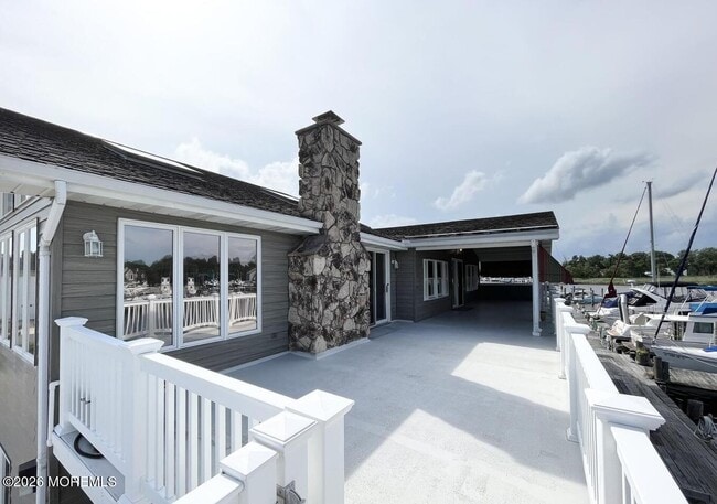 Building Photo - 222 Marine Plaza