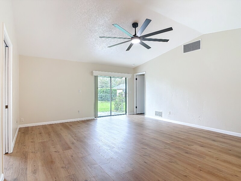 Building Photo - 105 Powderhorn Ct