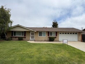Building Photo - 465 Stansbury Dr