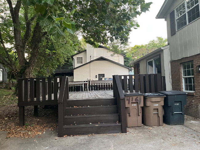 Building Photo - 416 Ocala Ct N