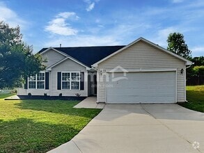 Building Photo - 218 Bellport Dr