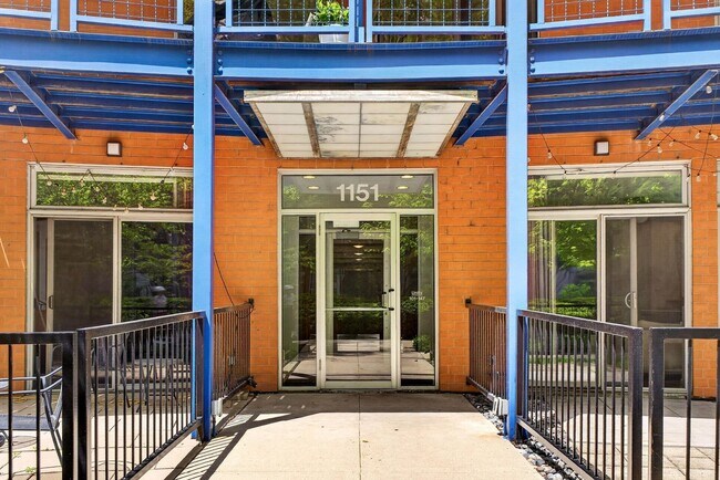 Building Photo - 1151 W Washington Blvd