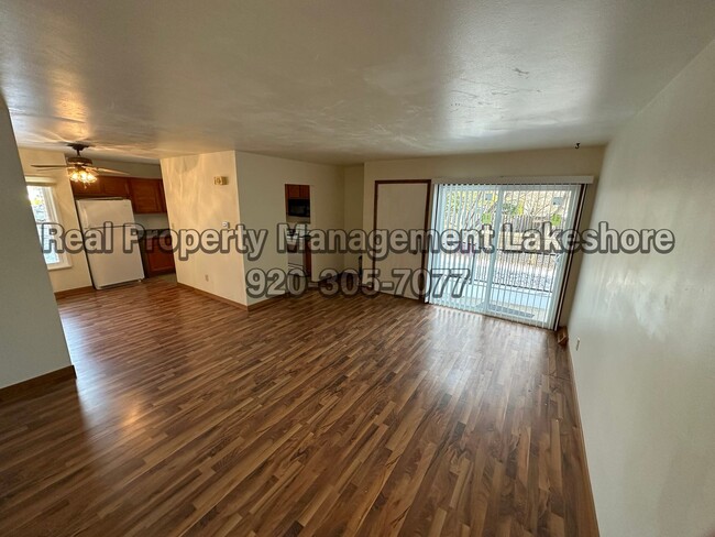 Building Photo - 3 Bedroom Condo | Great Location!