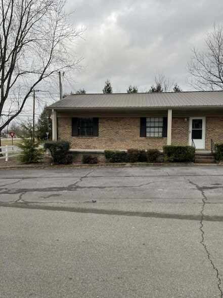 Building Photo - 4100 N Ocoee St