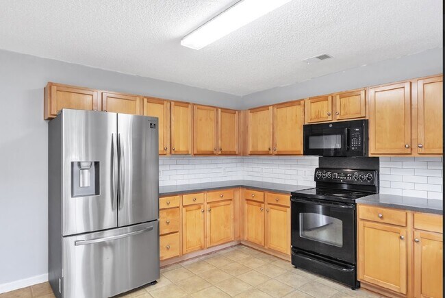 Building Photo - 3006 Kinswood Ln