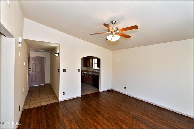 Building Photo - 11613 Ochre Bluff Ln