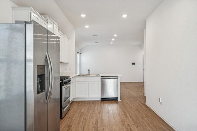 Building Photo - 24046 Priano Frst Dr