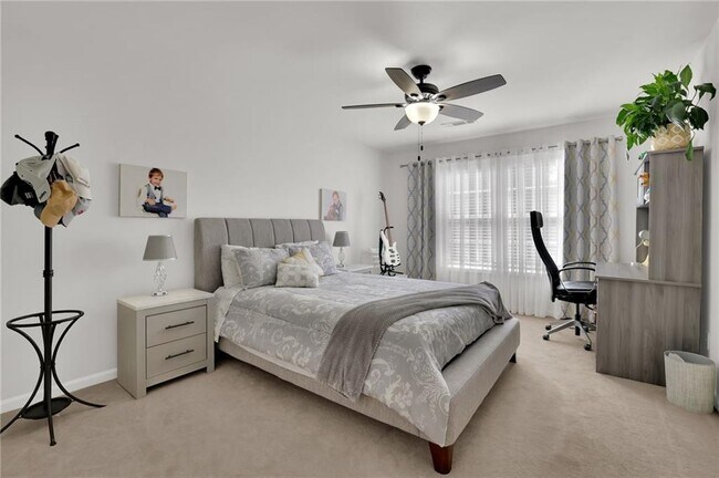 Building Photo - 520 Ruby Forest Pkwy