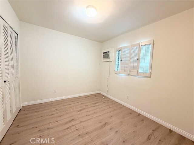 Building Photo - 708 Violeta Dr
