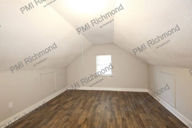 Building Photo - 3607 Thompson St