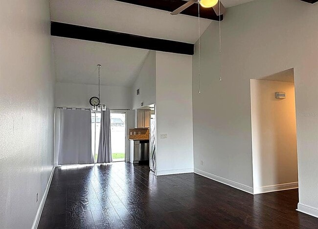 Building Photo - 2709 Sunbury St