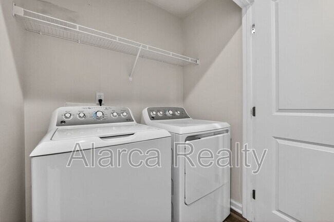 Building Photo - 2504 McCurdy Trail