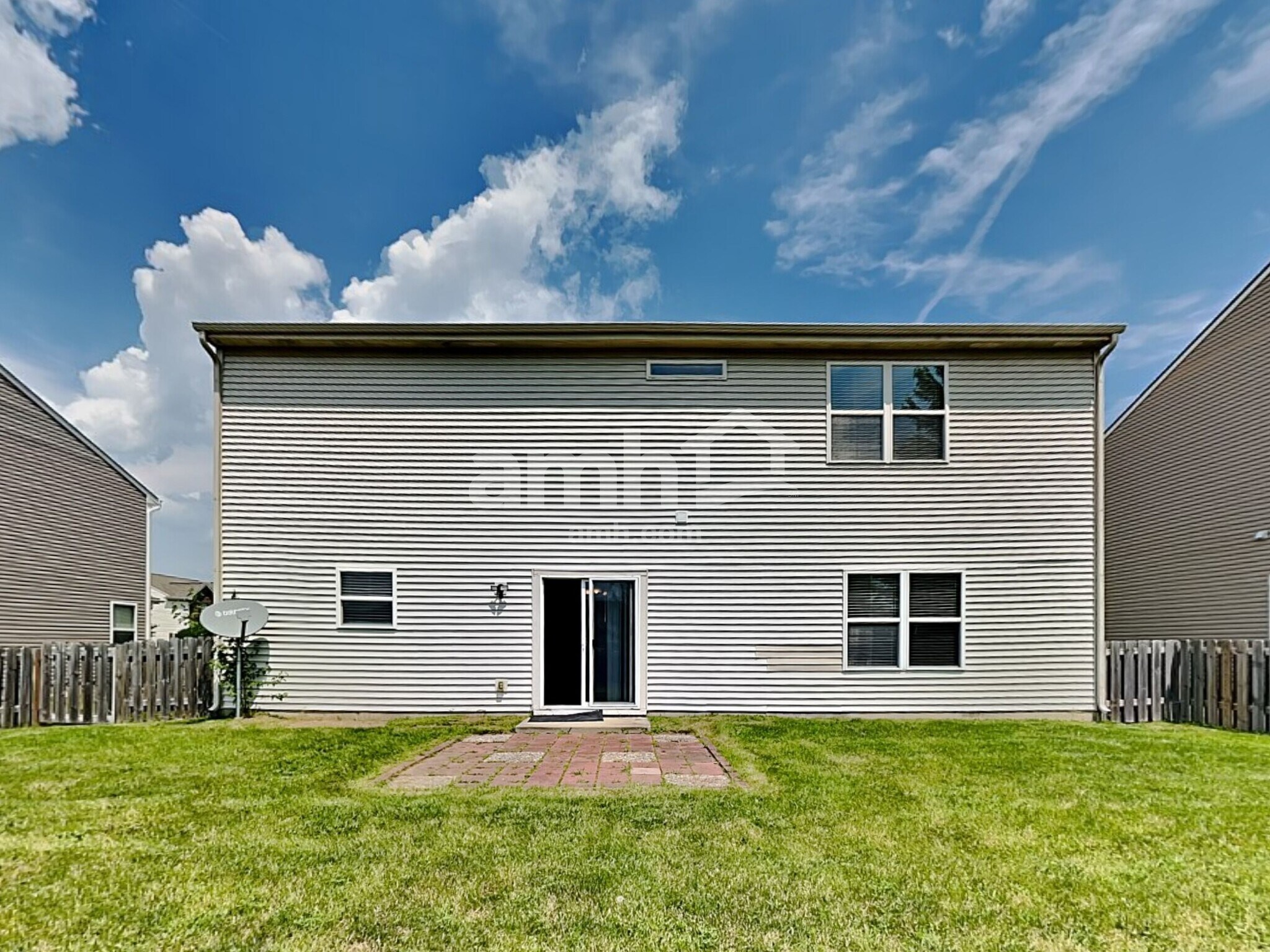 Building Photo - 12938 Dolphins Ln