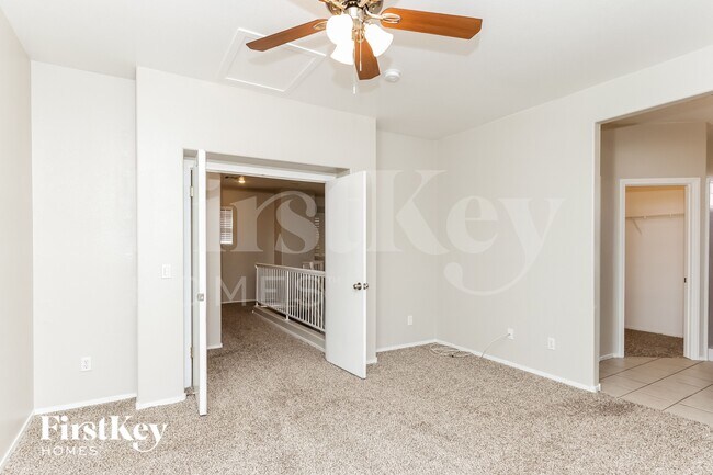 Building Photo - 812 New Season Ct