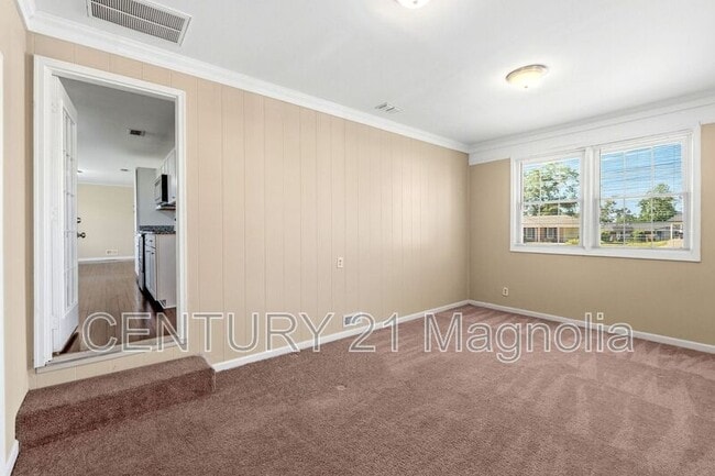 Building Photo - 311 Gardners Mill Ct