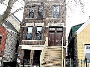 Building Photo - 2031 W Moffat St