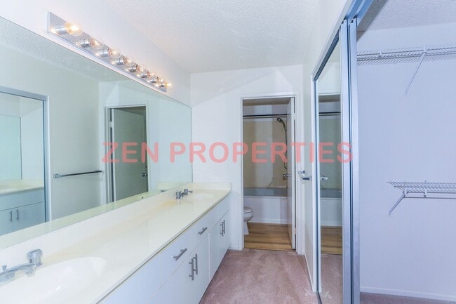 Building Photo - 2 Bedroom, 2 Bath, 2 Car Garage for rent a...