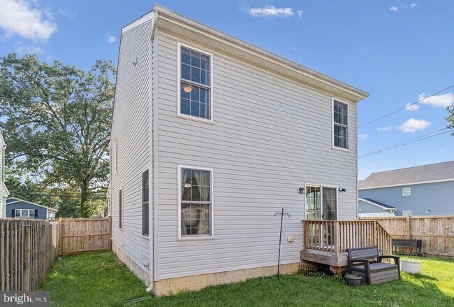 Building Photo - 7821 Outing Ave