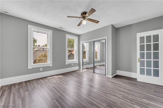Building Photo - 3271 W 43rd St