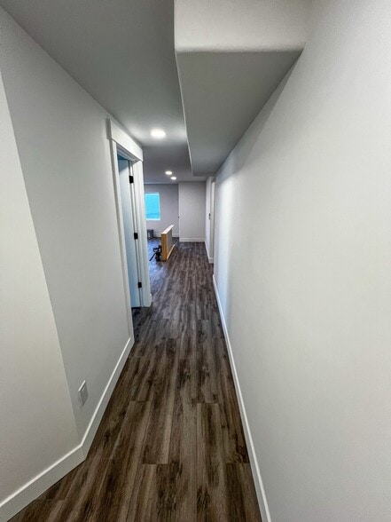 Building Photo - 8848 Daisy View Ln