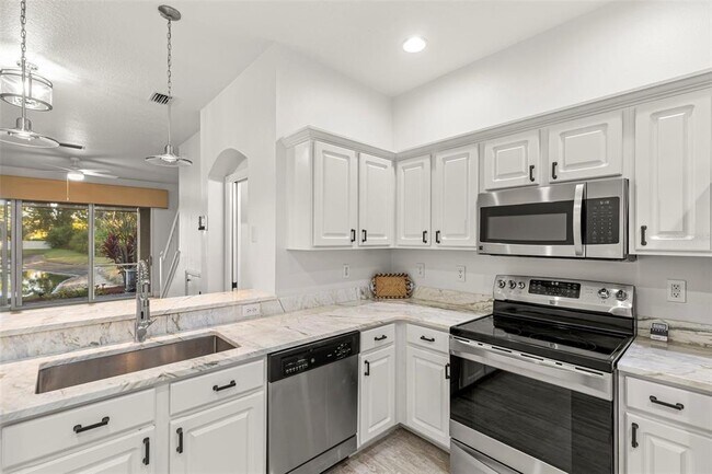 Building Photo - 10365 Heron Key Way