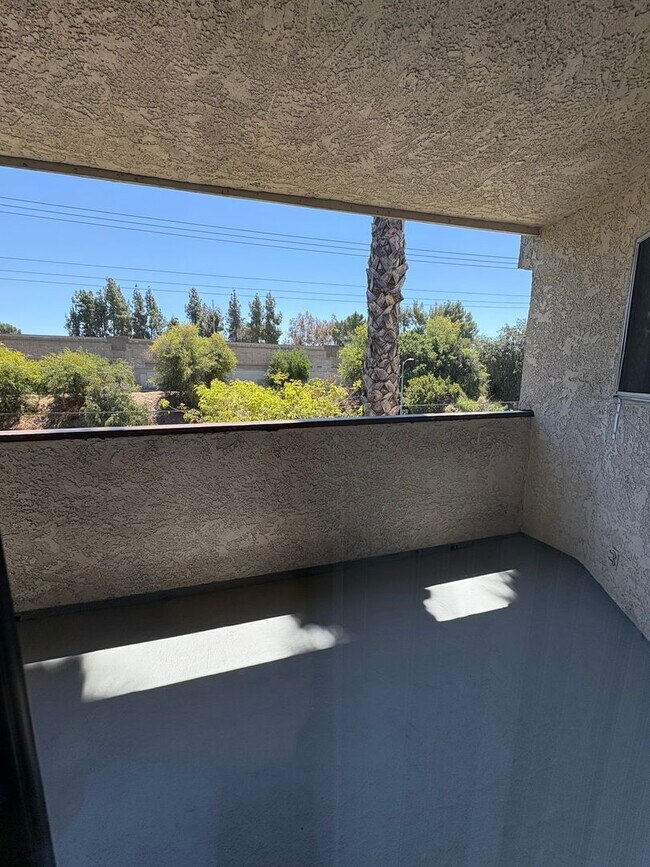 Building Photo - Haskell III Apartments