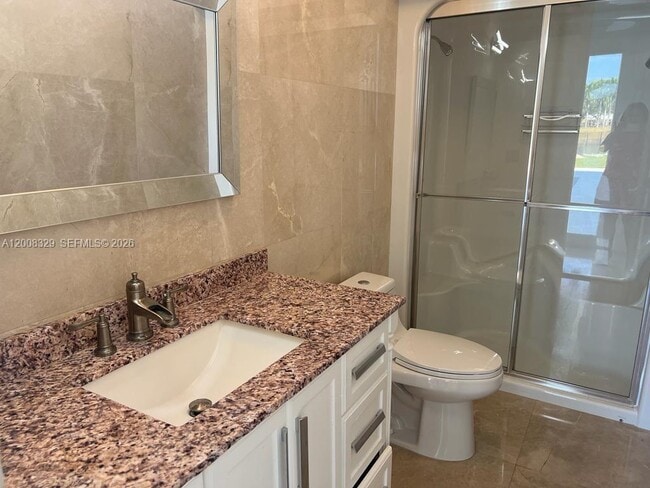 Building Photo - 2534 Poinciana Dr