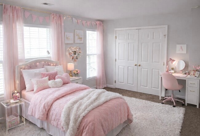 Building Photo - 76 Gr-Pd-51