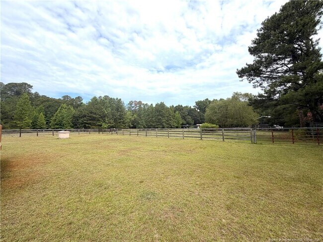 Building Photo - 1018 Brisson Rd