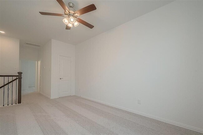 Building Photo - 2040 Terra Rose Dr