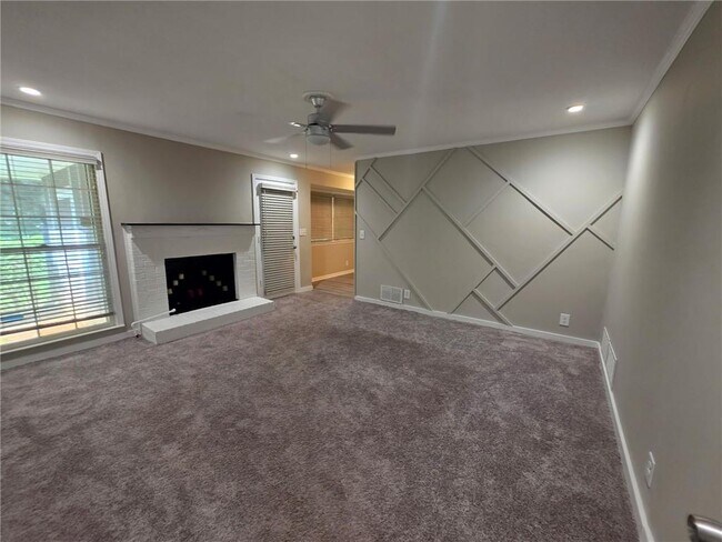 Building Photo - 4886 Candlewood Ln