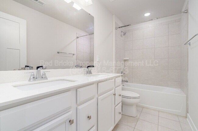 Building Photo - 7214 Waterwheel St SW