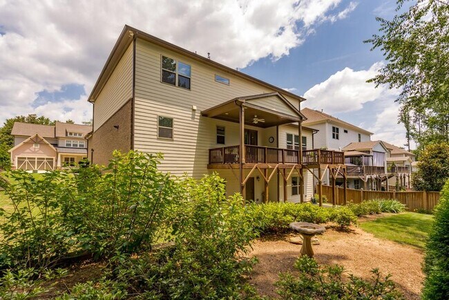 Building Photo - 130 Austin Dr
