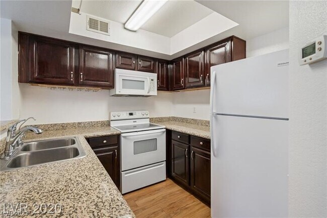 Building Photo - 6800 E Lake Mead Blvd