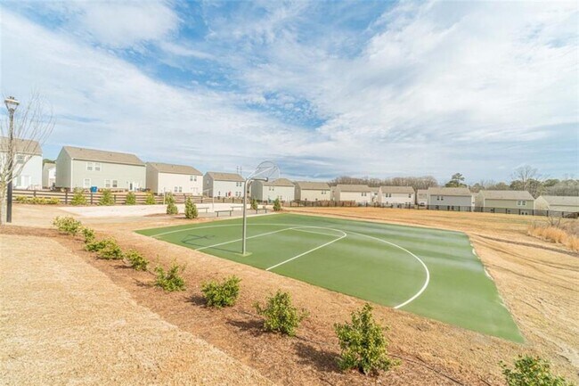 Building Photo - 222 Knightsbridge Ln