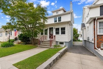 Building Photo - 731 Humboldt St