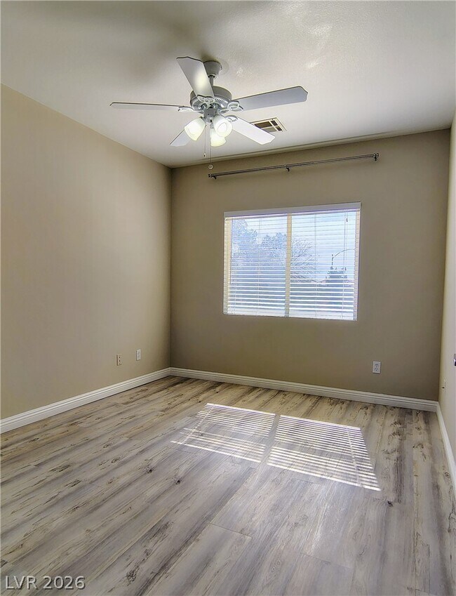 Building Photo - 10097 Flagstaff Butte Ave