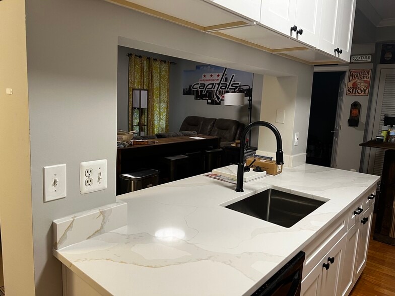 Kitchen - 46602 Ellicott Sq