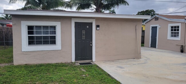 Primary Photo - 1174 NW 101st St