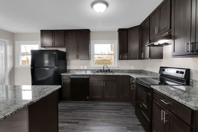 Building Photo - 3610 Gale Ln