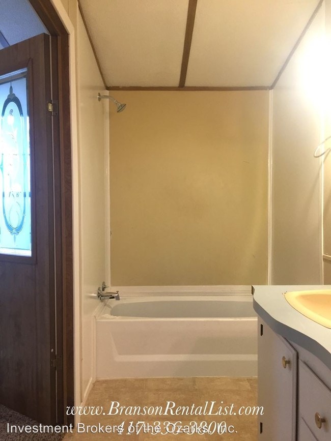 Building Photo - 5907 State Hwy JJ