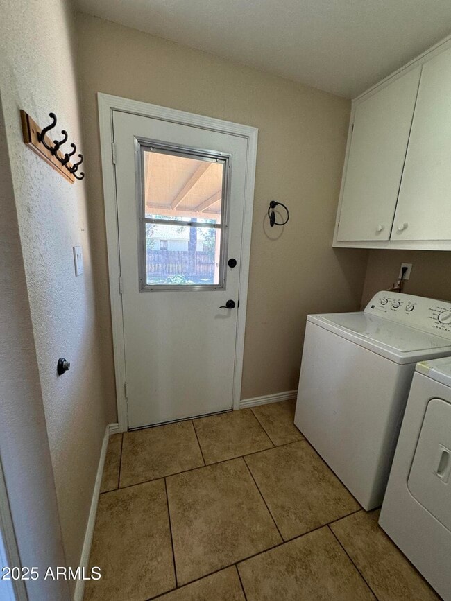 Building Photo - 3753 E Charter Oak Rd