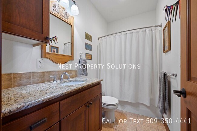 Building Photo - 4839 Rd 6.5 NE