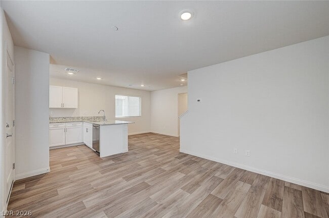 Building Photo - 3026 Baltic Grn St