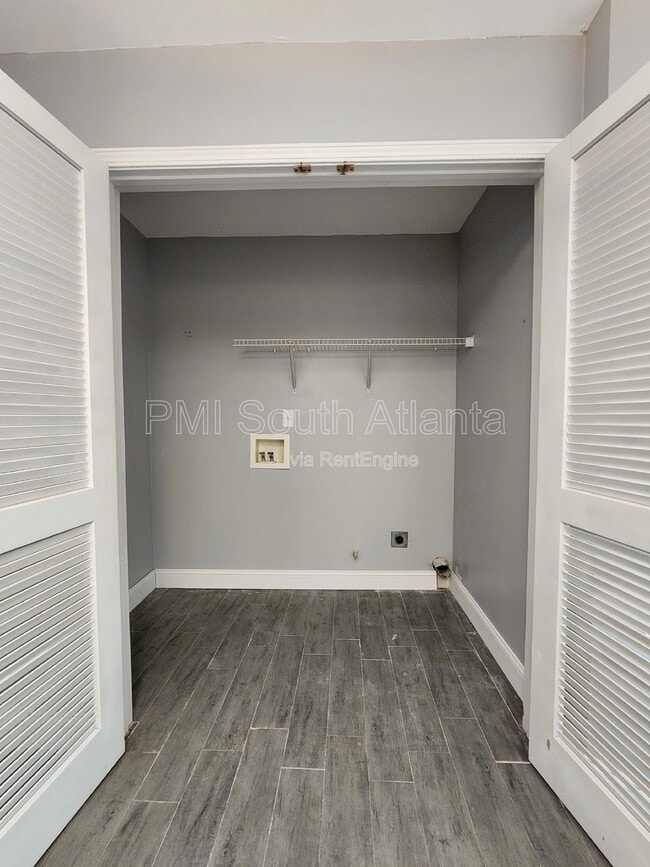 Building Photo - 2085 Winding Crossing Trail